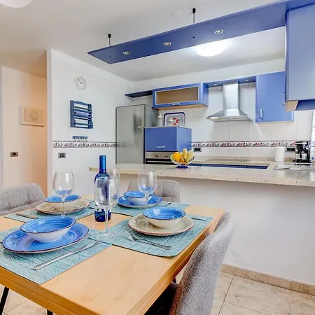 Playeros Apartment *